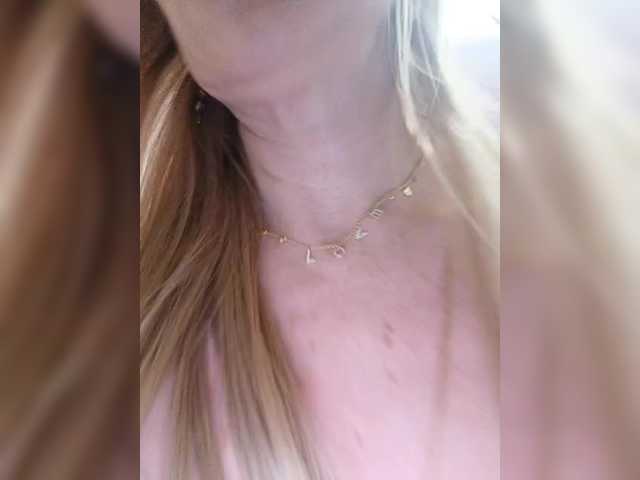 TerriRose's BongaCams show and profile