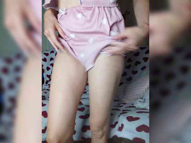 Blondi_Love webcam