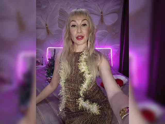 Blondi_Love webcam