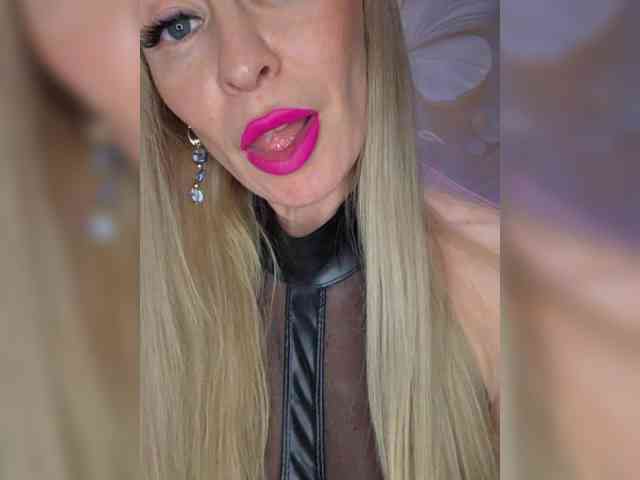 TerriRose Live Webcam on BongaCams