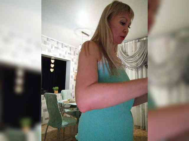 Blondi_Love webcam