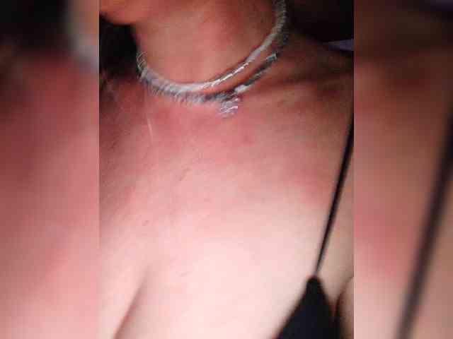 Blondi_Love webcam
