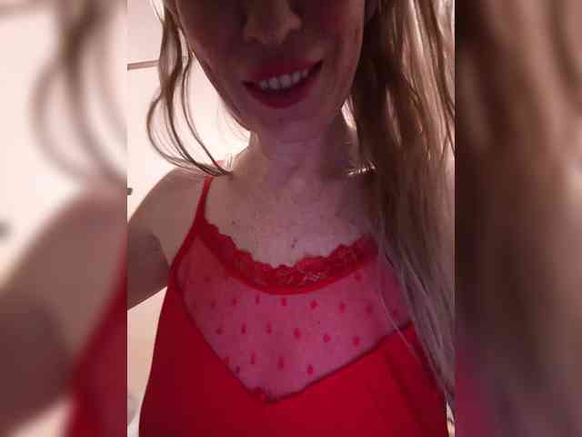 Blondi_Love webcam
