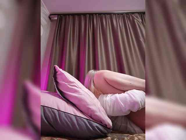 TerriRose Live Webcam on BongaCams