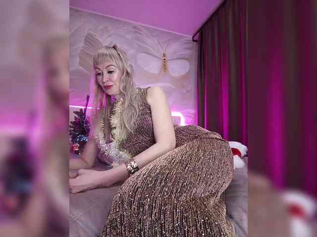 Blondi_Love webcam