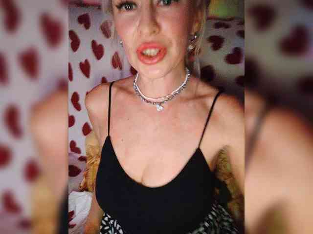 TerriRose Live Webcam on BongaCams