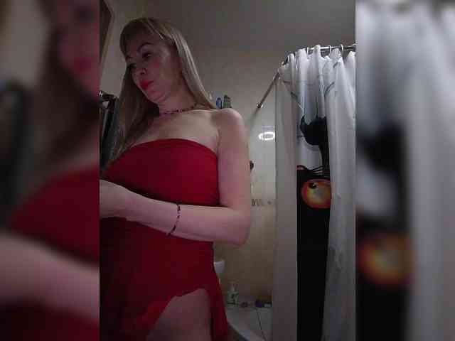 Love-blondi webcam