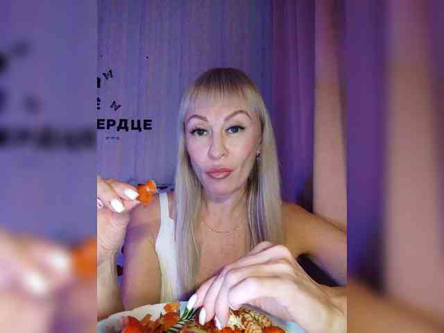 Blondi_Love webcam
