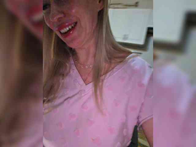 TerriRose Live Webcam on BongaCams