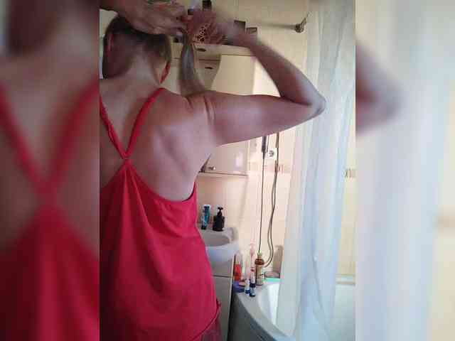 Blondi_Love webcam