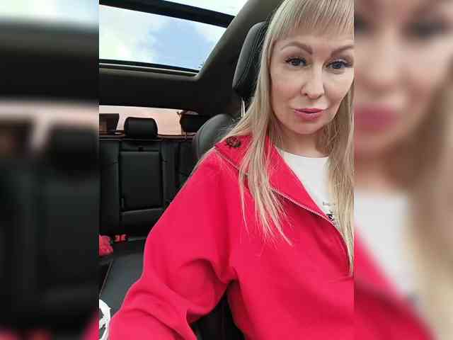 Blondi_Love webcam