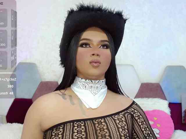 ZoeValentina Live Webcam on {site_name}