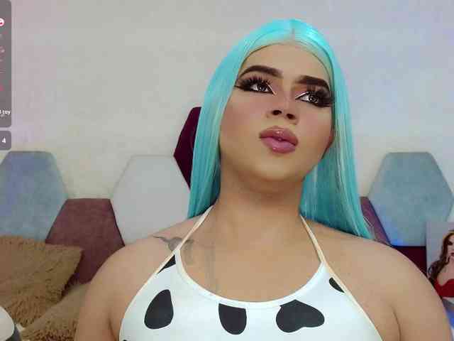 ZoeValentina Live Webcam on BongaCams