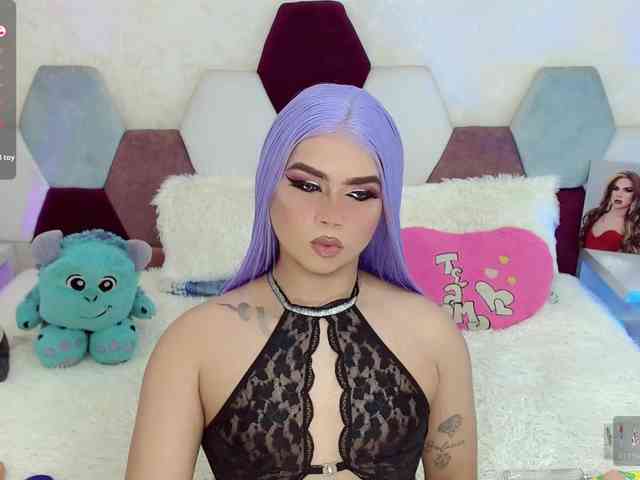 ZoeValentina Live Webcam on BongaCams