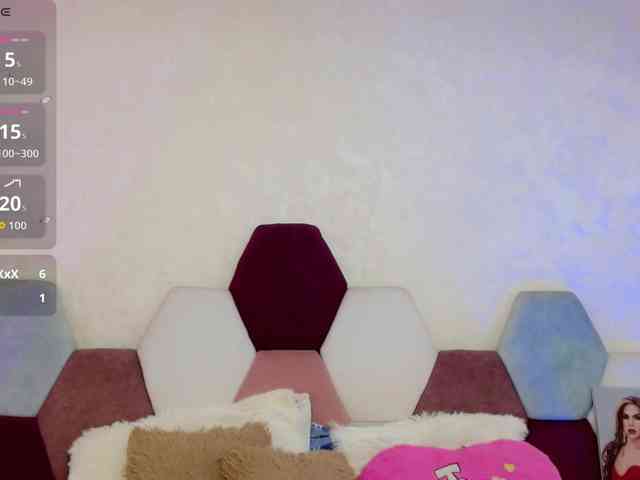 ZoeValentina Live Webcam on {site_name}