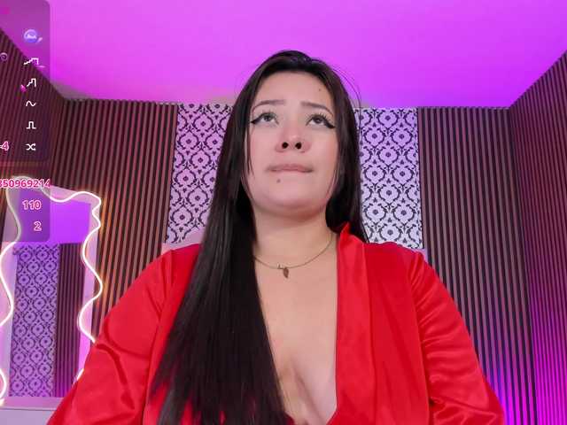 damii-tay's BongaCams show and profile