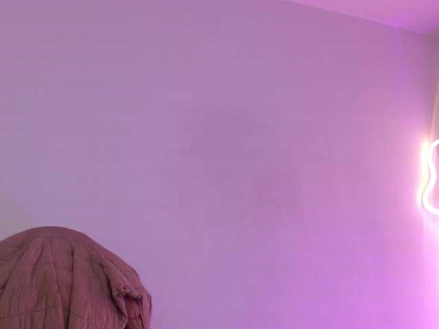 damii-tay's BongaCams show and profile