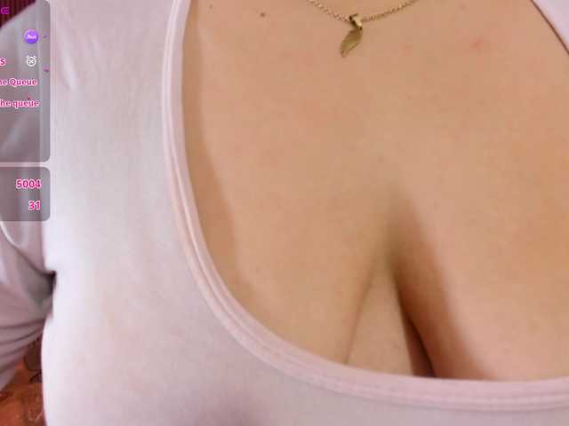 damii-tay's BongaCams show and profile