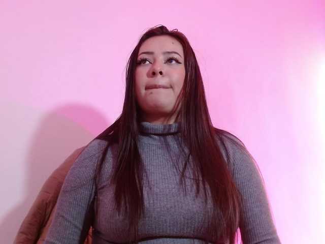 damii-tay's BongaCams show and profile