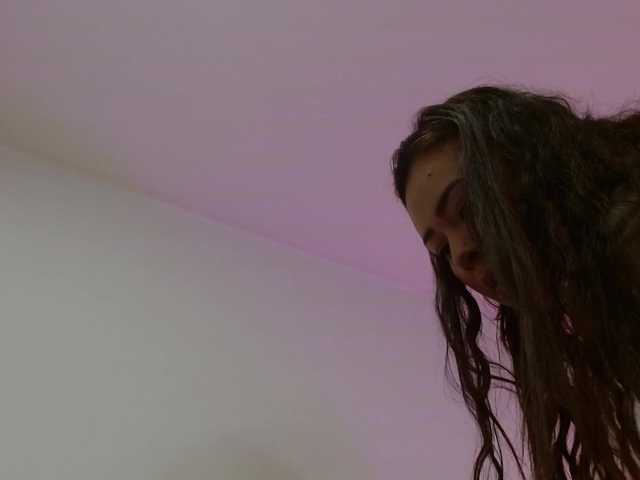 damii-tay's BongaCams show and profile