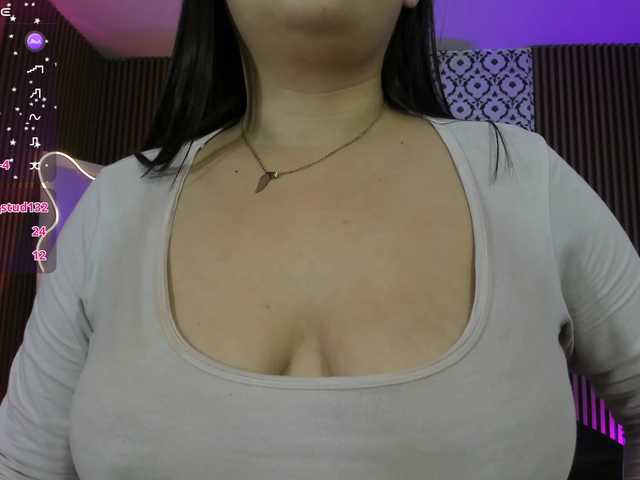 damii-tay's BongaCams show and profile