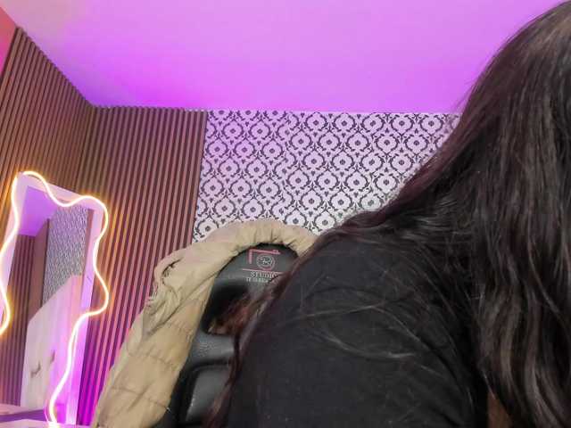 damii-tay's BongaCams show and profile