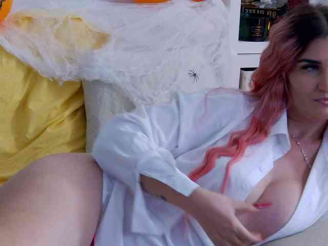 EvelynFrances webcam