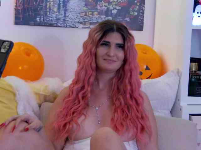 EvelynFrances webcam