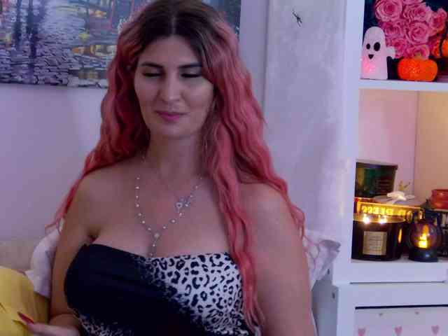 EvelynFrances webcam