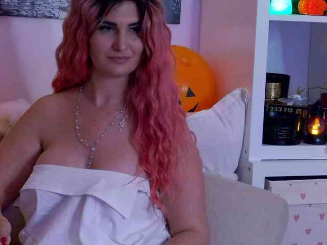 EvelynFrances webcam