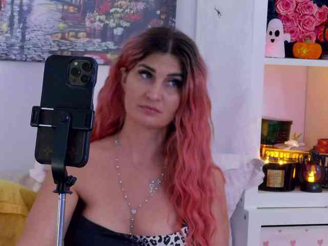 EvelynFrances webcam