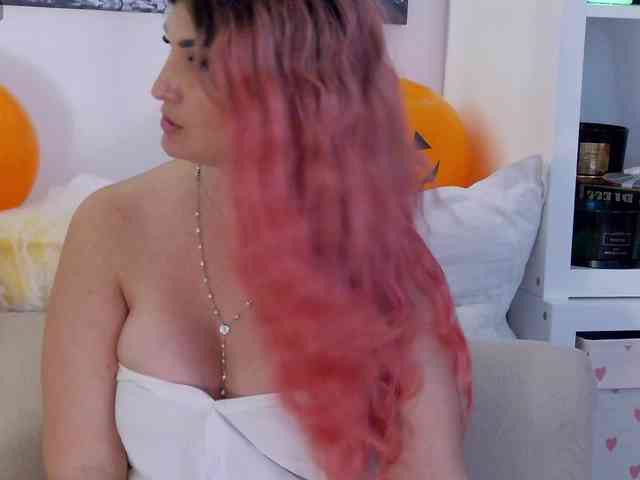 EvelynFrances webcam