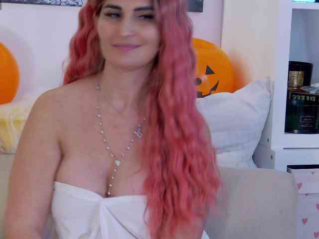 EvelynFrances webcam