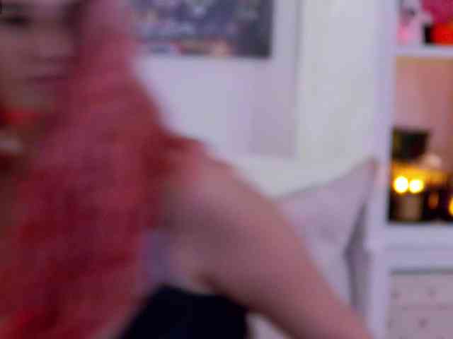EvelynFrances webcam