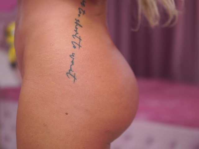 Sex chat gratuit in direct cu AshleysinnX pe BongaCams
