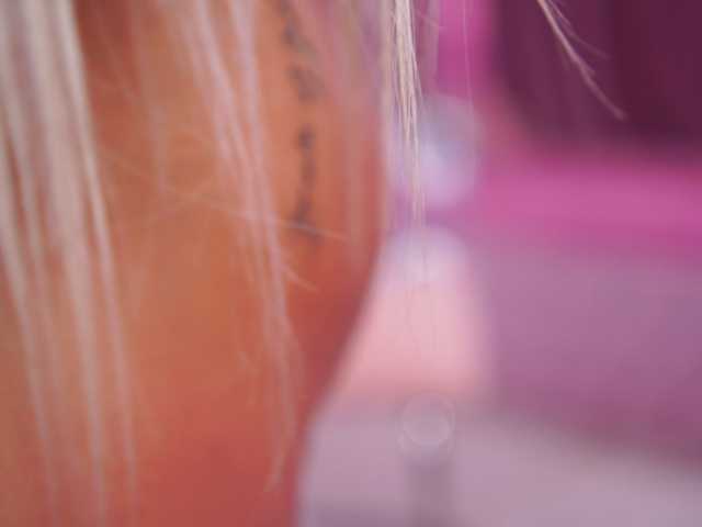 Sex chat gratuit in direct cu AshleysinnX pe BongaCams