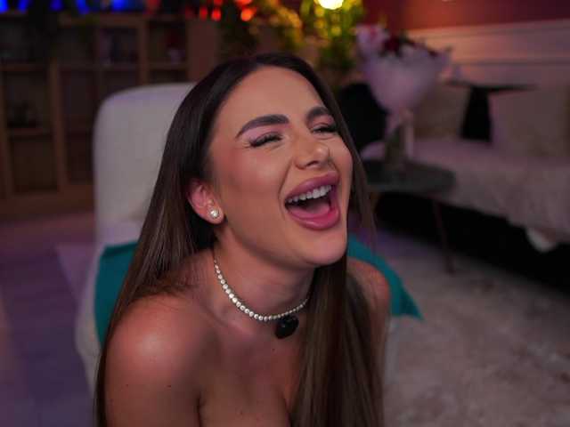 AshleysinnX — Pin me down, look into my eyes, fuck me and hear my moans. Patterns: 2299111333