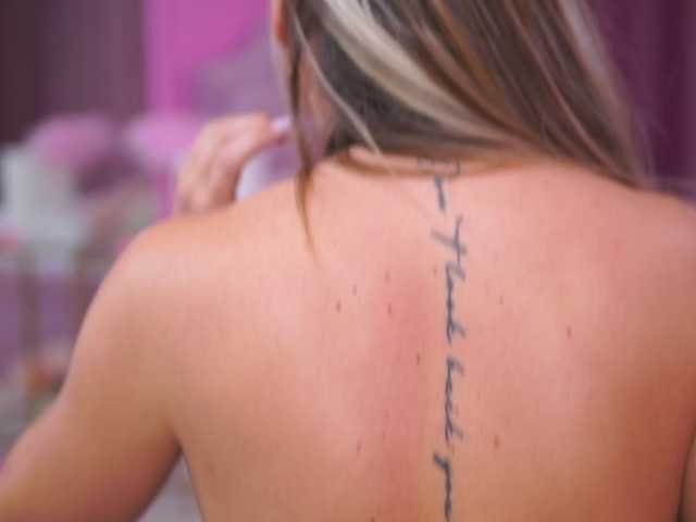 Sex chat gratuit in direct cu AshleysinnX pe BongaCams