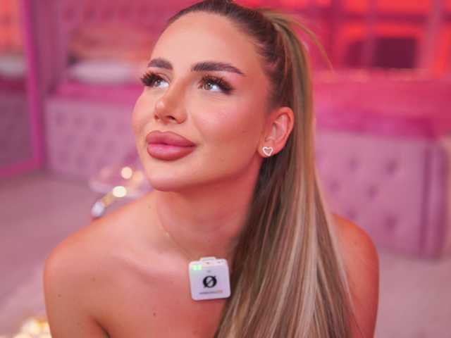 Sex chat gratuit in direct cu AshleysinnX pe BongaCams