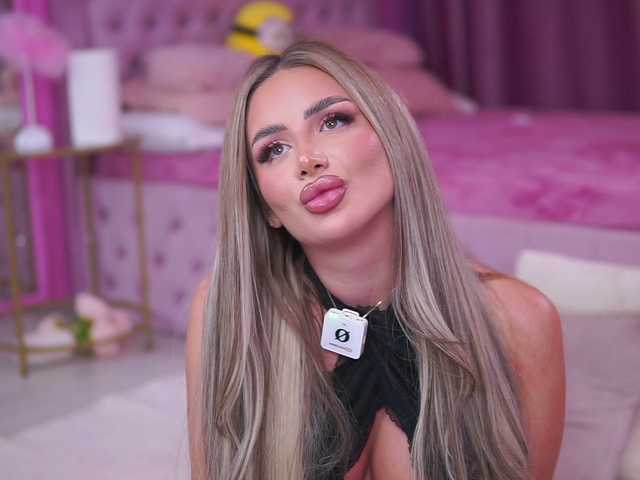 Sex chat gratuit in direct cu AshleysinnX pe BongaCams