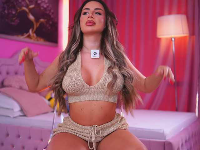 AshleysinnX's BongaCams show and profile