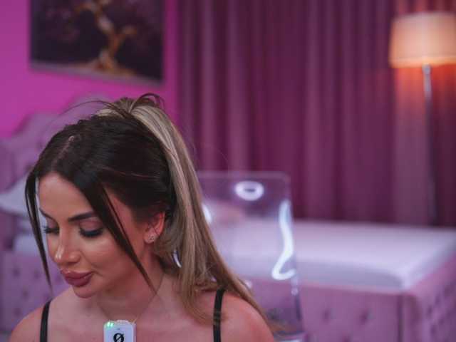 AshleysinnX's BongaCams show and profile