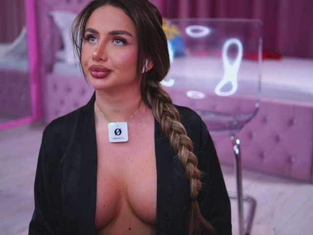 AshleysinnX's BongaCams show and profile