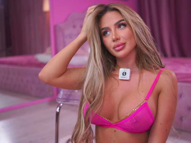 Sex chat gratuit in direct cu AshleysinnX pe BongaCams