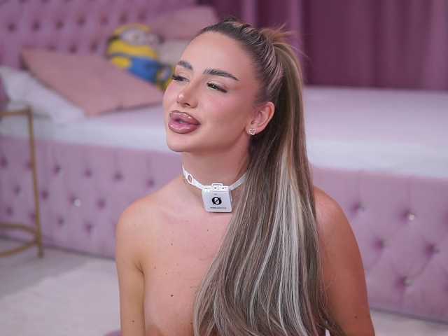 Sex chat gratuit in direct cu AshleysinnX pe BongaCams