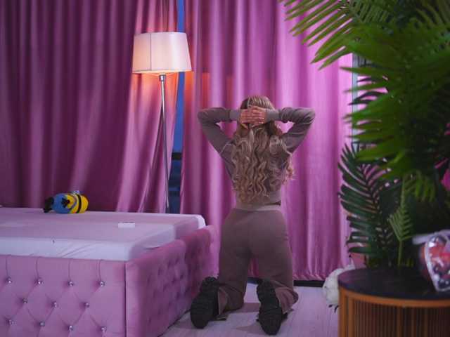 Sex chat gratuit in direct cu AshleysinnX pe BongaCams