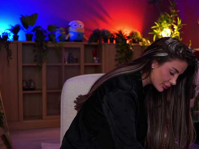 Ashleysinnx, 25 y/o - Live Cam on BongaCams