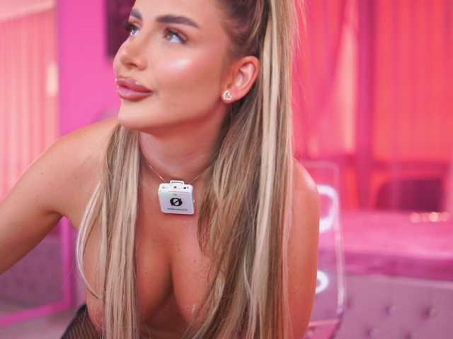 Sex chat gratuit in direct cu AshleysinnX pe BongaCams