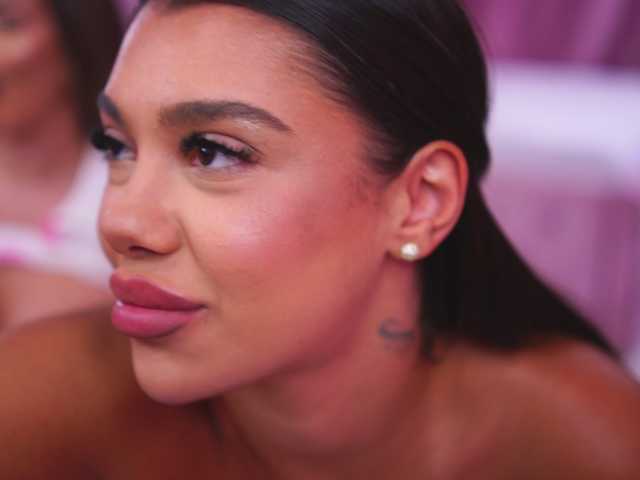 AshleysinnX's BongaCams show and profile