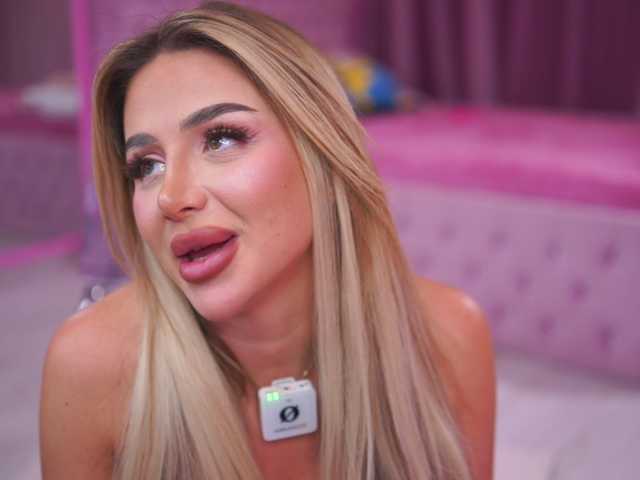 Sex chat gratuit in direct cu AshleysinnX pe BongaCams